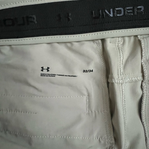 UNDER ARMOUR Men’s Golf khakis Straight Pants Size 32/34 - Picture 2 of 5